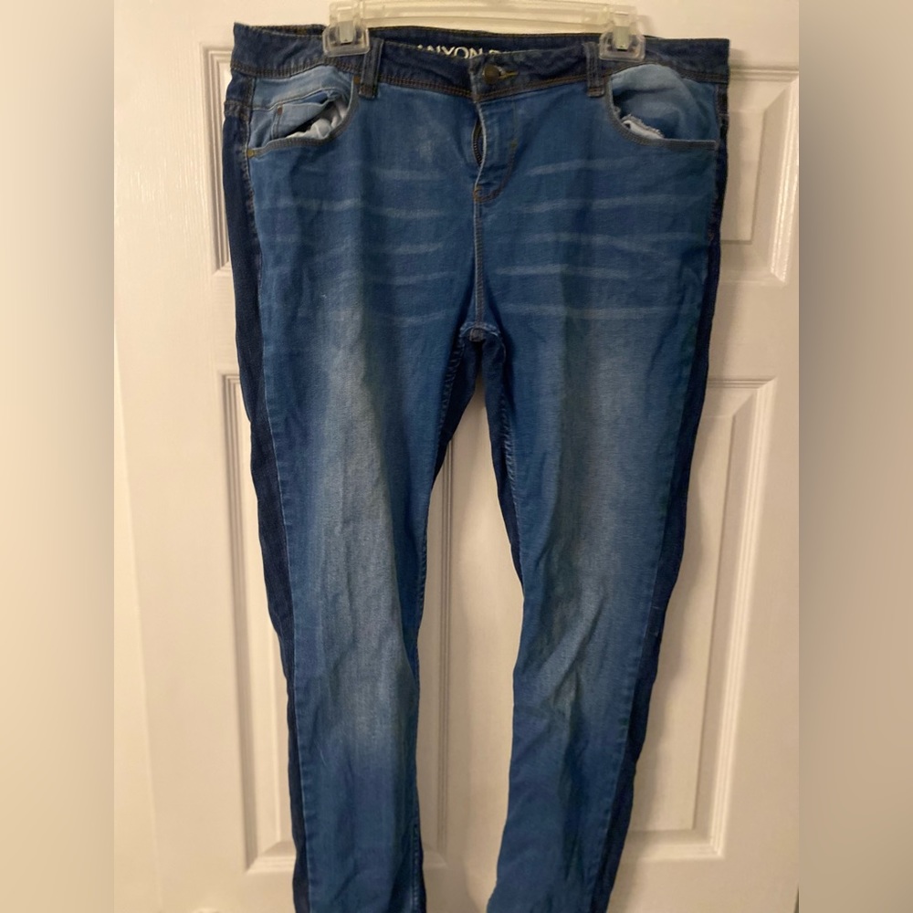 Women jeans